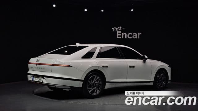 Hyundai Grandeur 2023 — Şəkil 2/20