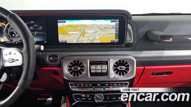 Mercedes-Benz G-Class 2021 — Photo 14/20
