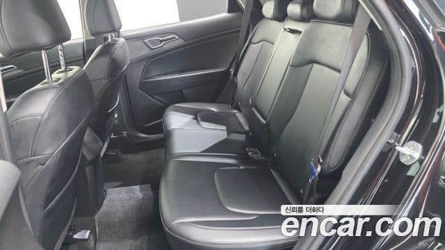 Kia Sportage 2023 — Şəkil 18/20