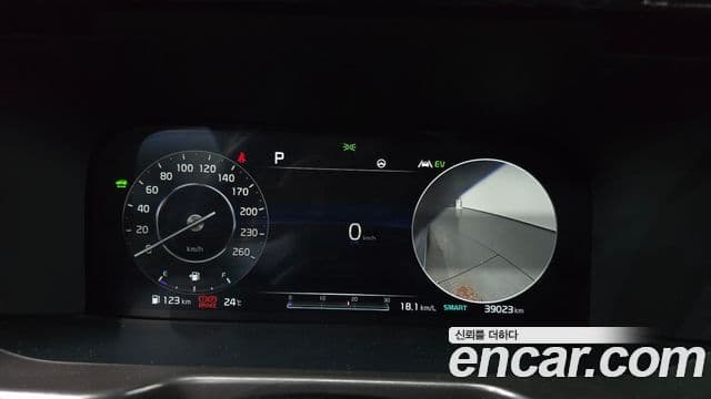 Kia Sorento 2021 — Фото 8/20