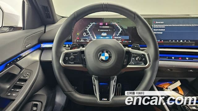 BMW 5 Series 2025 — фото 13 из 20