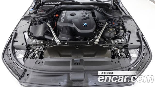 BMW 5 Series 2023 — Şəkil 5/20