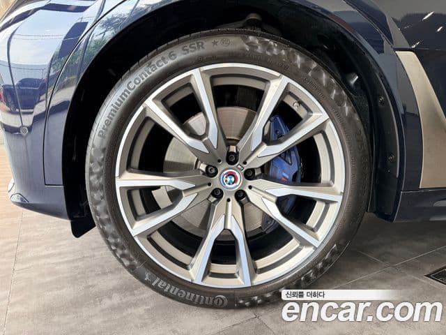 BMW X7 2022 — фото 4 из 20