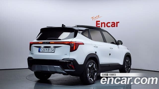 Kia Seltos 2023 — Şəkil 2/20
