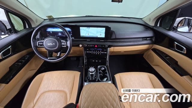 Kia Carnival 2022 — ფოტო 7/20