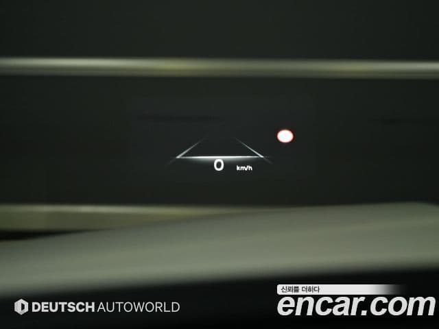 Genesis Electrified G80 2022 — ფოტო 17/20