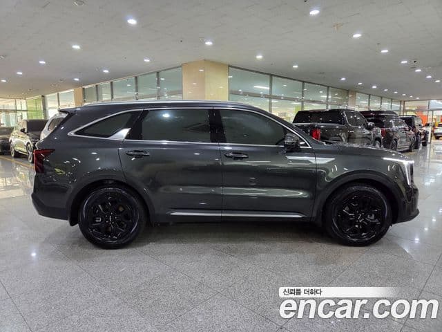 Kia Sorento 2025 — ფოტო 4/20