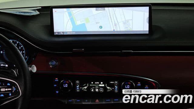 Genesis GV70 2022 — фото 13 из 20
