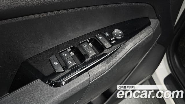 Kia Sportage 2022 — Şəkil 17/20
