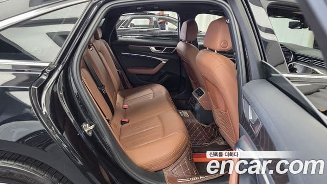 Audi A6 2021 — ფოტო 12/20