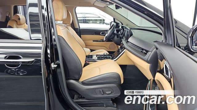 Kia Carnival 2021 — Şəkil 11/20