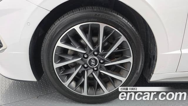 Hyundai Sonata 2020 — Фото 5/20