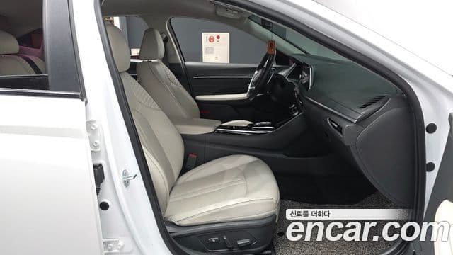 Hyundai Sonata 2020 — Фото 11/20