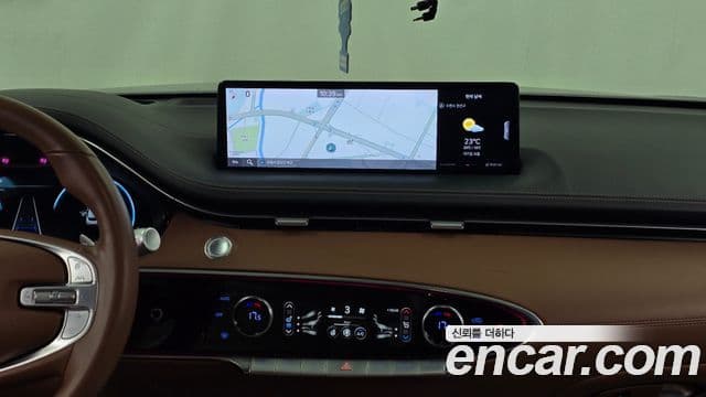 Genesis GV70 2022 — ფოტო 14/20