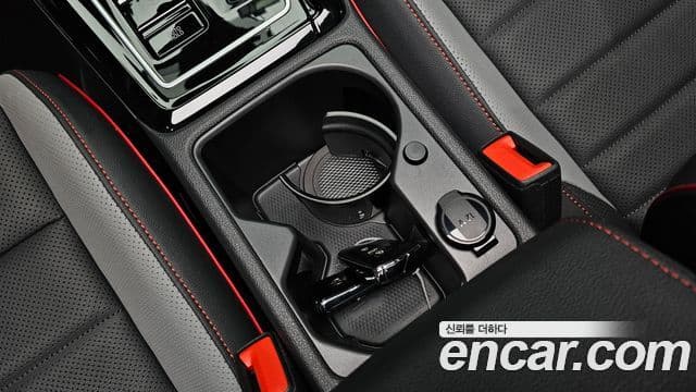 Volkswagen Golf 2024 — Photo 14/39