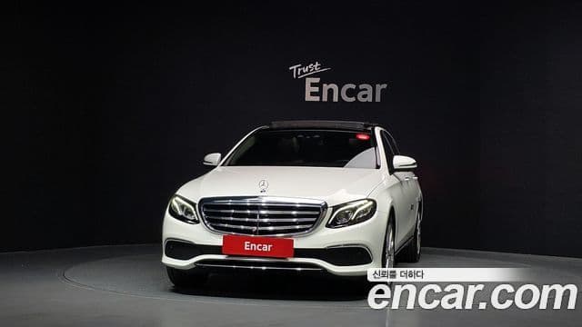 Mercedes-Benz E-Class 2019 — Şəkil 3/20