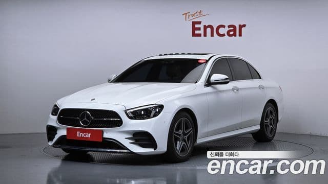 Mercedes-Benz E-Class 2023 — ფოტო 1/20