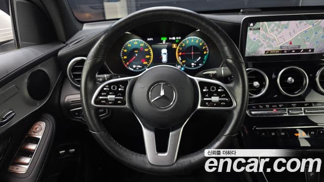 Mercedes-Benz GLC-Class 2021 — ფოტო 13/20