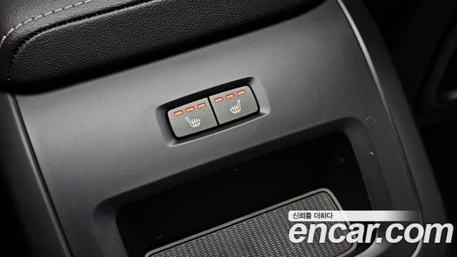 Volvo XC60 2021 — Фото 20/20