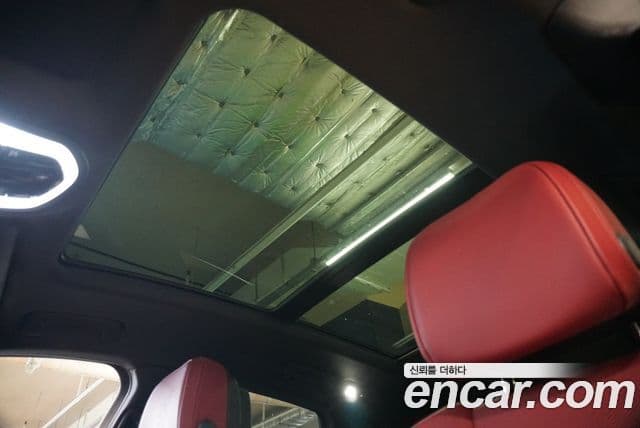 Porsche Macan 2022 — Şəkil 7/20
