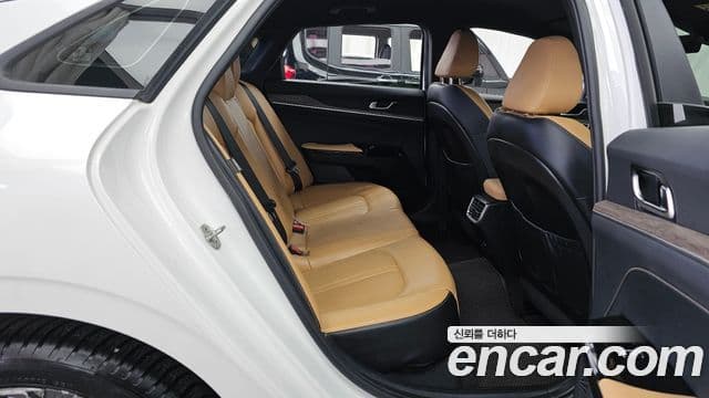 Kia K5 2020 — Şəkil 12/20
