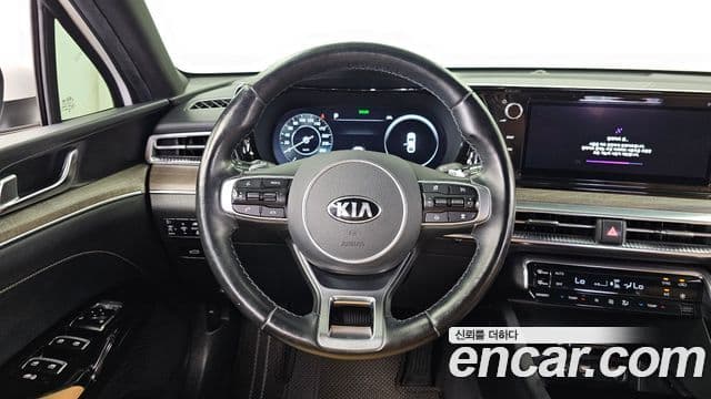 Kia K5 2020 — Şəkil 13/20