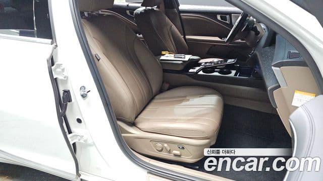 Kia K8 2023 — Şəkil 12/20