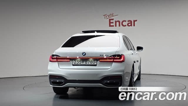 BMW 7 Series 2019 — Фото 4/20