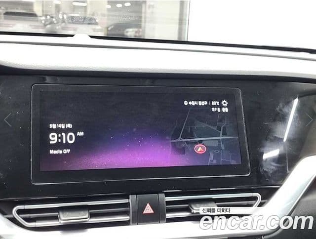 Kia Niro 2021 — Фото 12/19