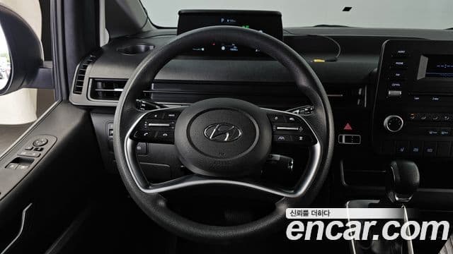 Hyundai Staria 2022 — фото 13 из 20