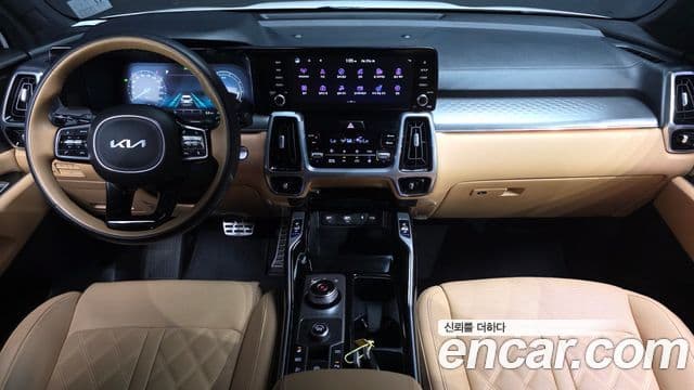 Kia Sorento 2023 — Фото 7/20