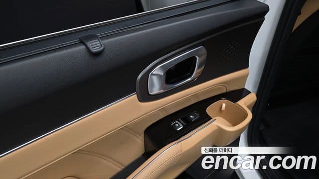 Kia Sorento 2023 — Фото 19/20