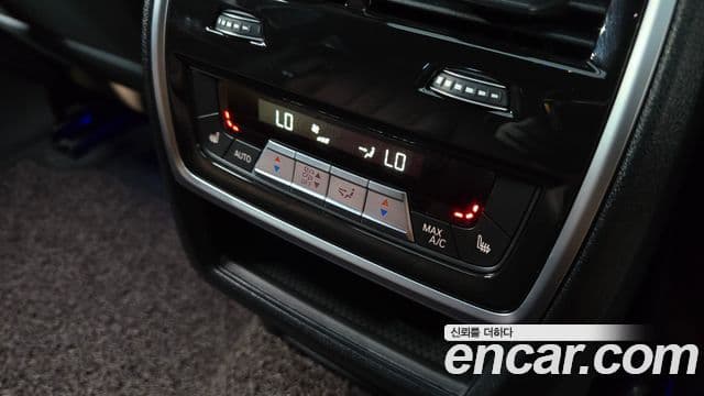 BMW X6 2023 — Photo 19/30