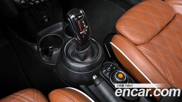 Mini Cooper S Convertible 2021 — ფოტო 9/20