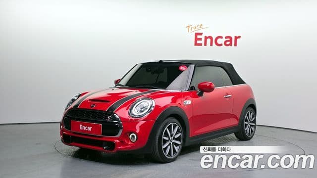 Mini Cooper S Convertible 2021 — ფოტო 15/20