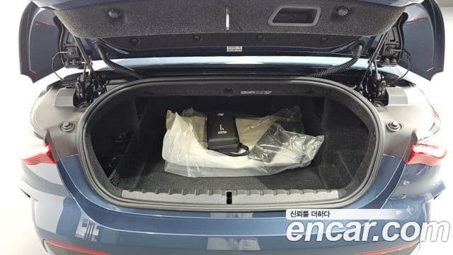 BMW 4 Series 2024 — Photo 6/30