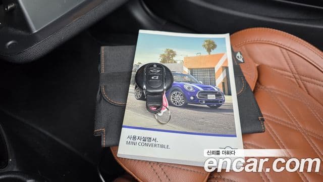 Mini Cooper S Convertible 2021 — фото 14 из 20