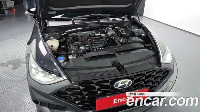 Hyundai Sonata 2021 — ფოტო 6/20