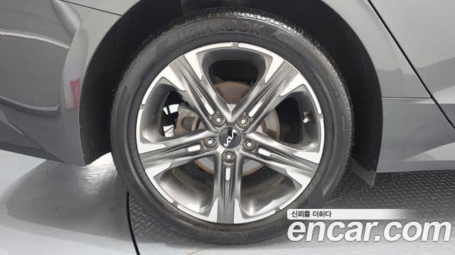Kia K5 2022 — ფოტო 4/20