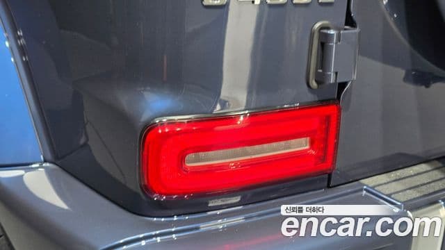 Mercedes-Benz G-Class 2024 — Photo 12/34