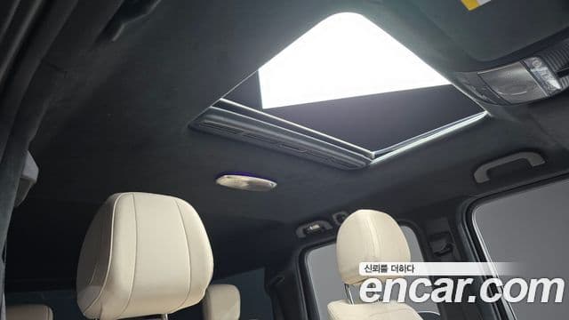Mercedes-Benz G-Class 2024 — Photo 34/34