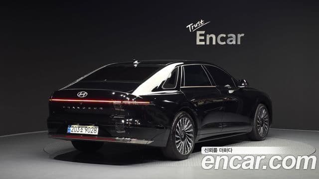 Hyundai Grandeur 2022 — Фото 2/20