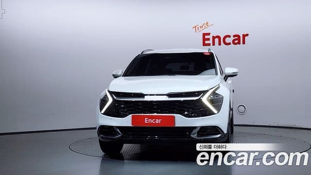 Kia Sportage 2022 — Фото 2/20