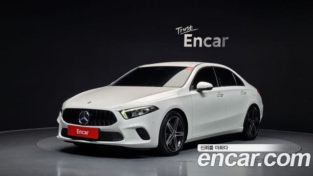 Mercedes-Benz A-Class 2020 — ფოტო 1/20