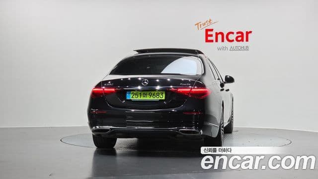 Mercedes-Benz S-Class 2021 — ფოტო 4/20