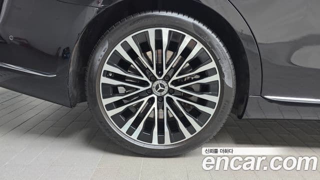 Mercedes-Benz S-Class 2021 — ფოტო 5/20