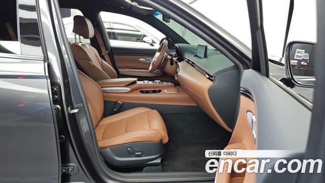 Genesis GV70 2021 — ფოტო 11/20