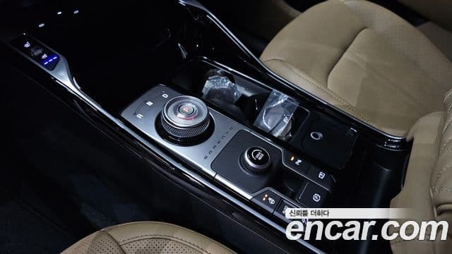 Kia Sorento 2024 — Фото 9/20