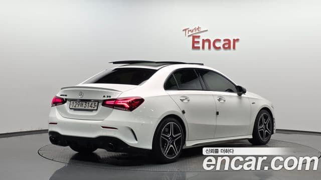Mercedes-Benz A-Class 2022 — ფოტო 2/20