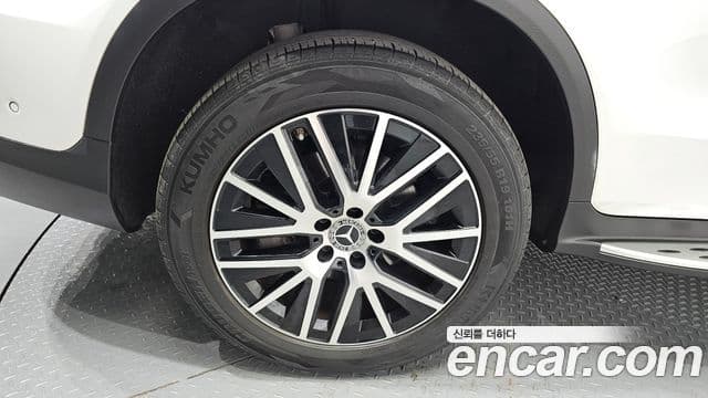 Mercedes-Benz GLC-Class 2021 — ფოტო 5/20